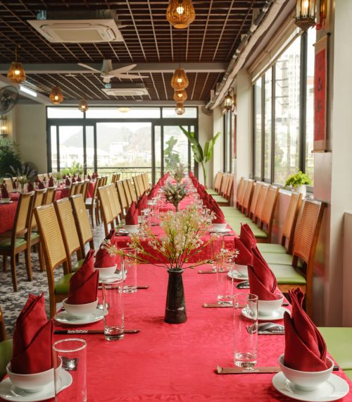 Setup bàn ăn Roza Palace Restaurant